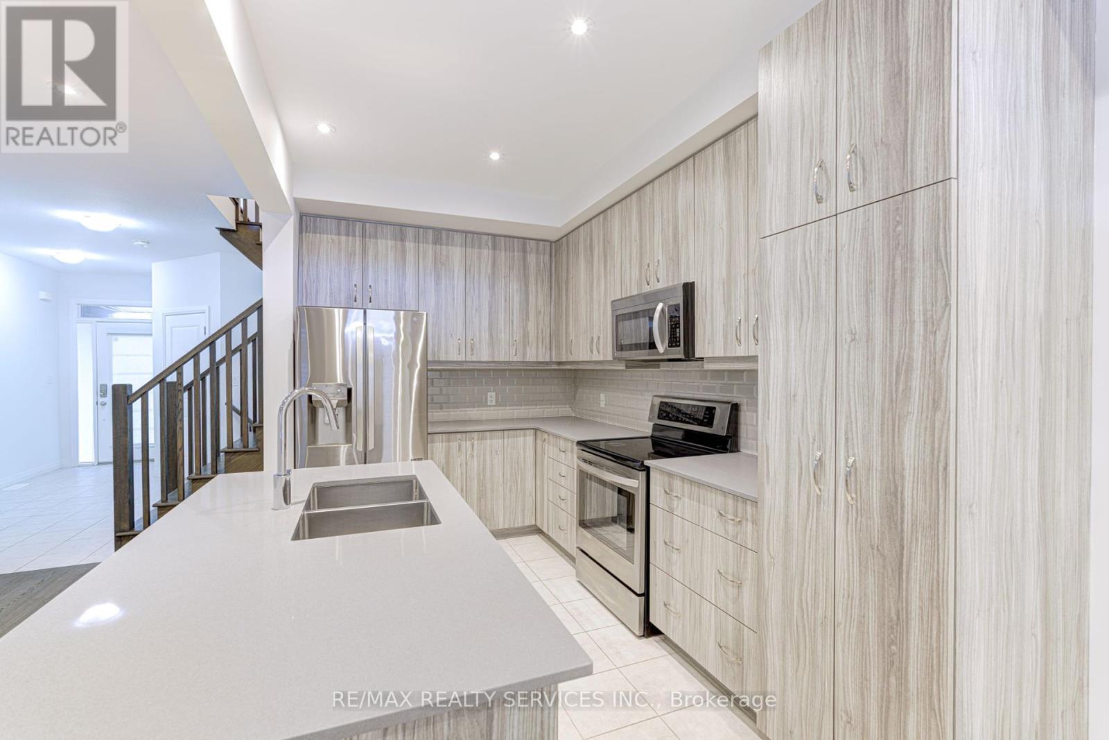 191 - 30 Times Square Boulevard, Hamilton, Ontario  L8J 0M1 - Photo 13 - X12120327