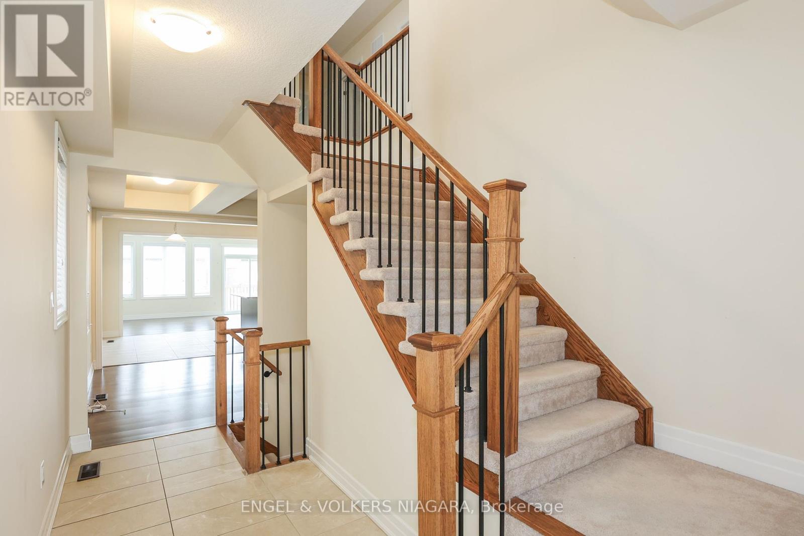9514 Tallgrass Avenue, Niagara Falls, Ontario  L2G 0Y2 - Photo 6 - X12121940