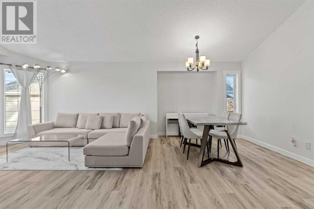 Property at 358 Hawkstone Drive NW image 3