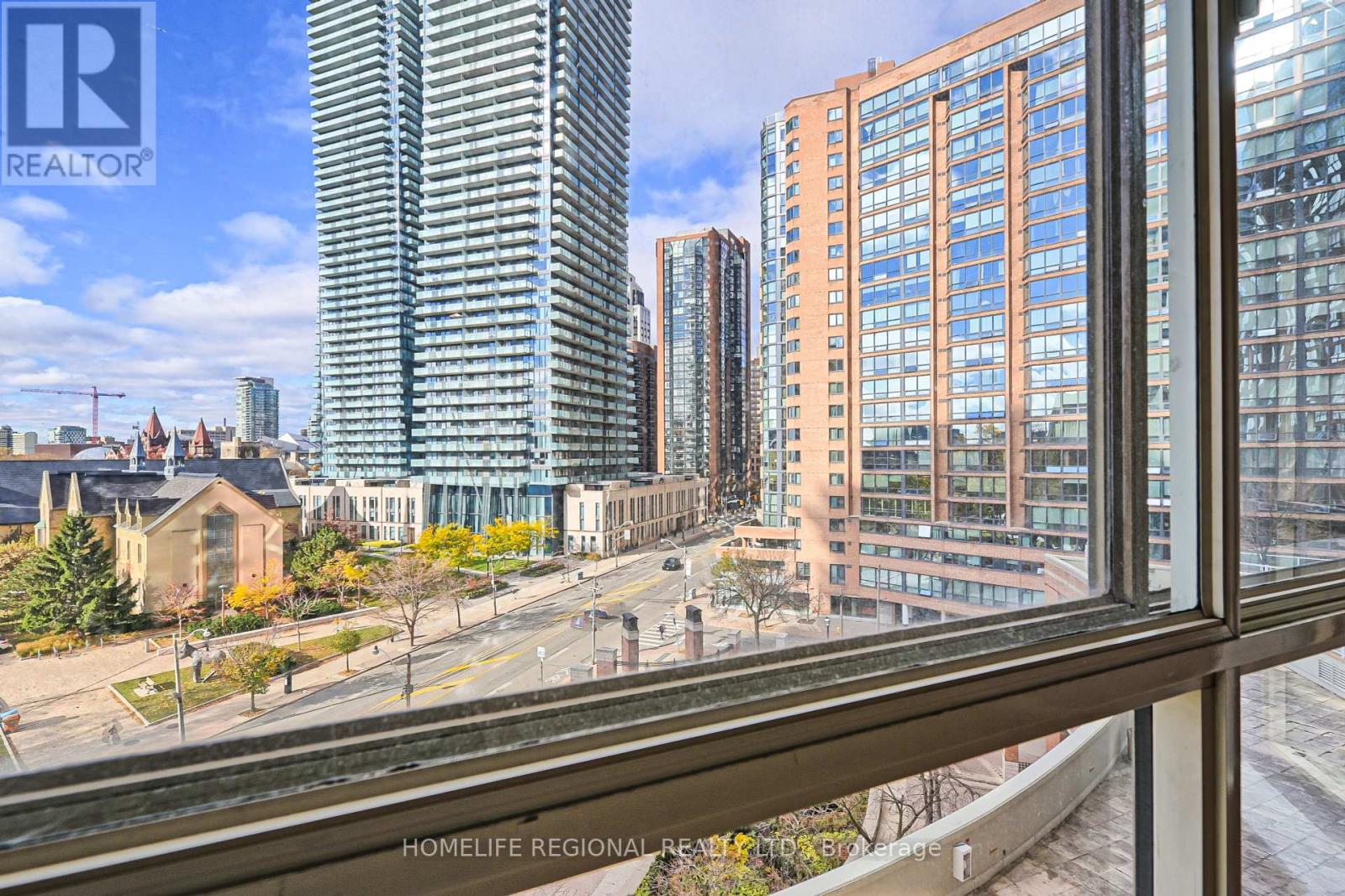 617 - 44 St Joseph Street, Toronto, Ontario  M4Y 2W4 - Photo 15 - C12121945