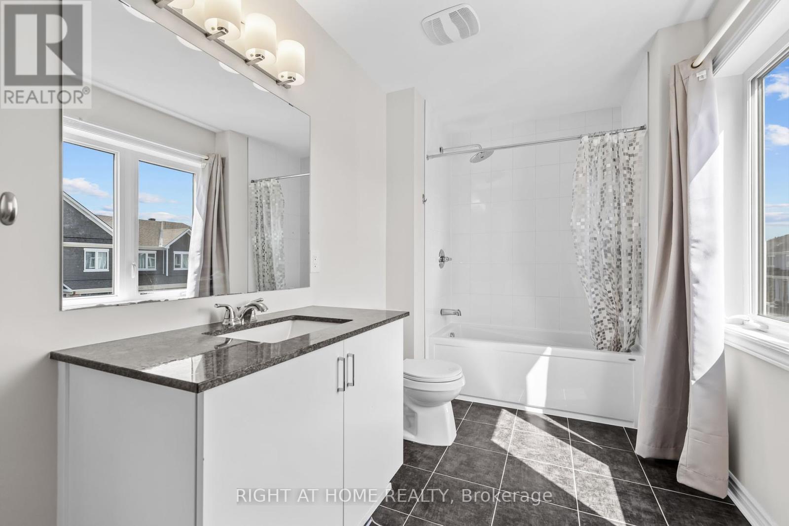 37 Focality Crescent, Ottawa, Ontario  K2J 6W7 - Photo 26 - X12121918