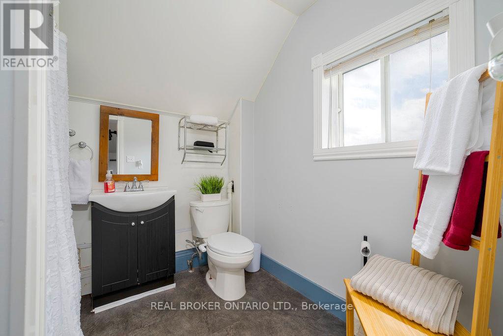9 Lombard Street, Smiths Falls, Ontario  K7A 4E8 - Photo 17 - X12121924