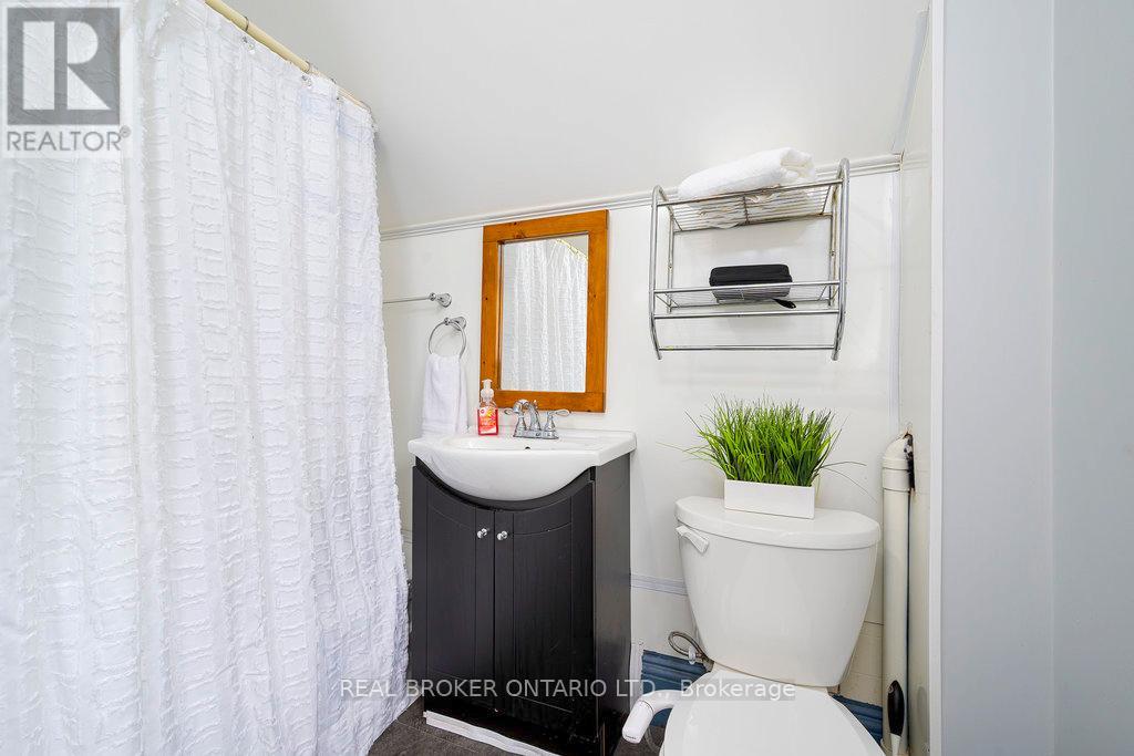 9 Lombard Street, Smiths Falls, Ontario  K7A 4E8 - Photo 18 - X12121924