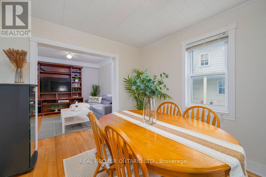 9 Lombard Street, Smiths Falls, Ontario  K7A 4E8 - Photo 6 - X12121924