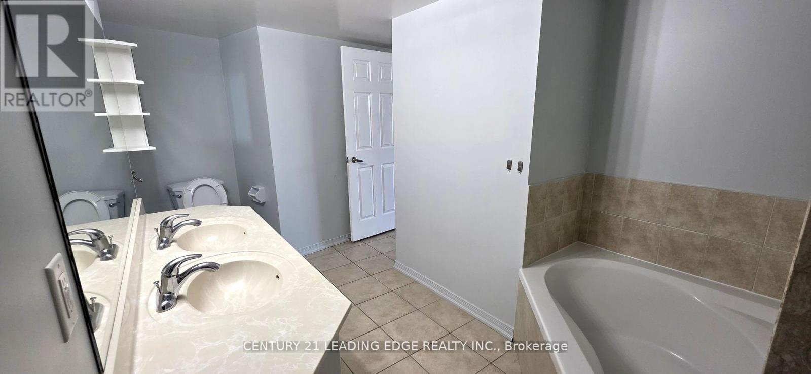 Ph204 - 18 Valley Woods Road, Toronto, Ontario  M3A 0A1 - Photo 25 - C12121476