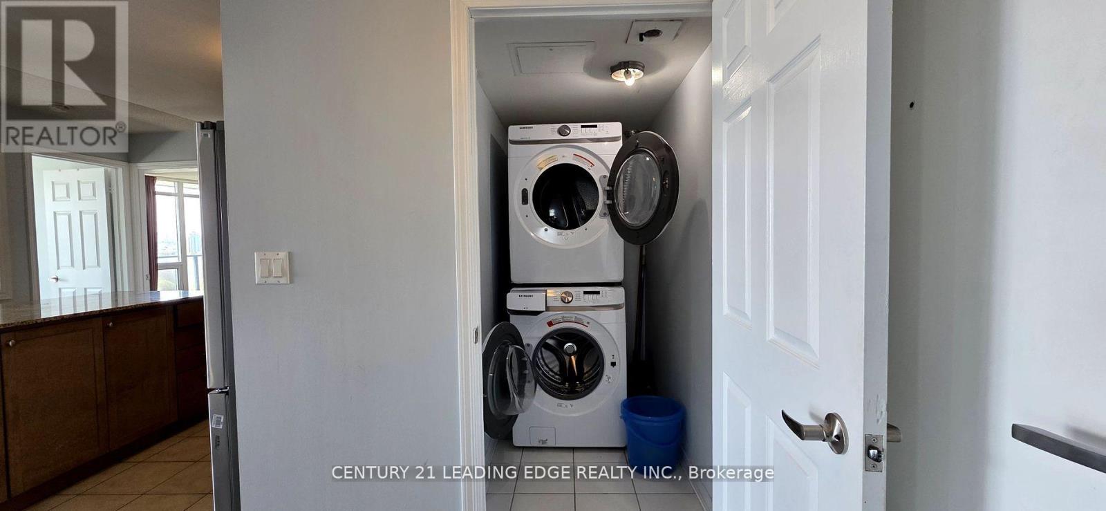 Ph204 - 18 Valley Woods Road, Toronto, Ontario  M3A 0A1 - Photo 3 - C12121476