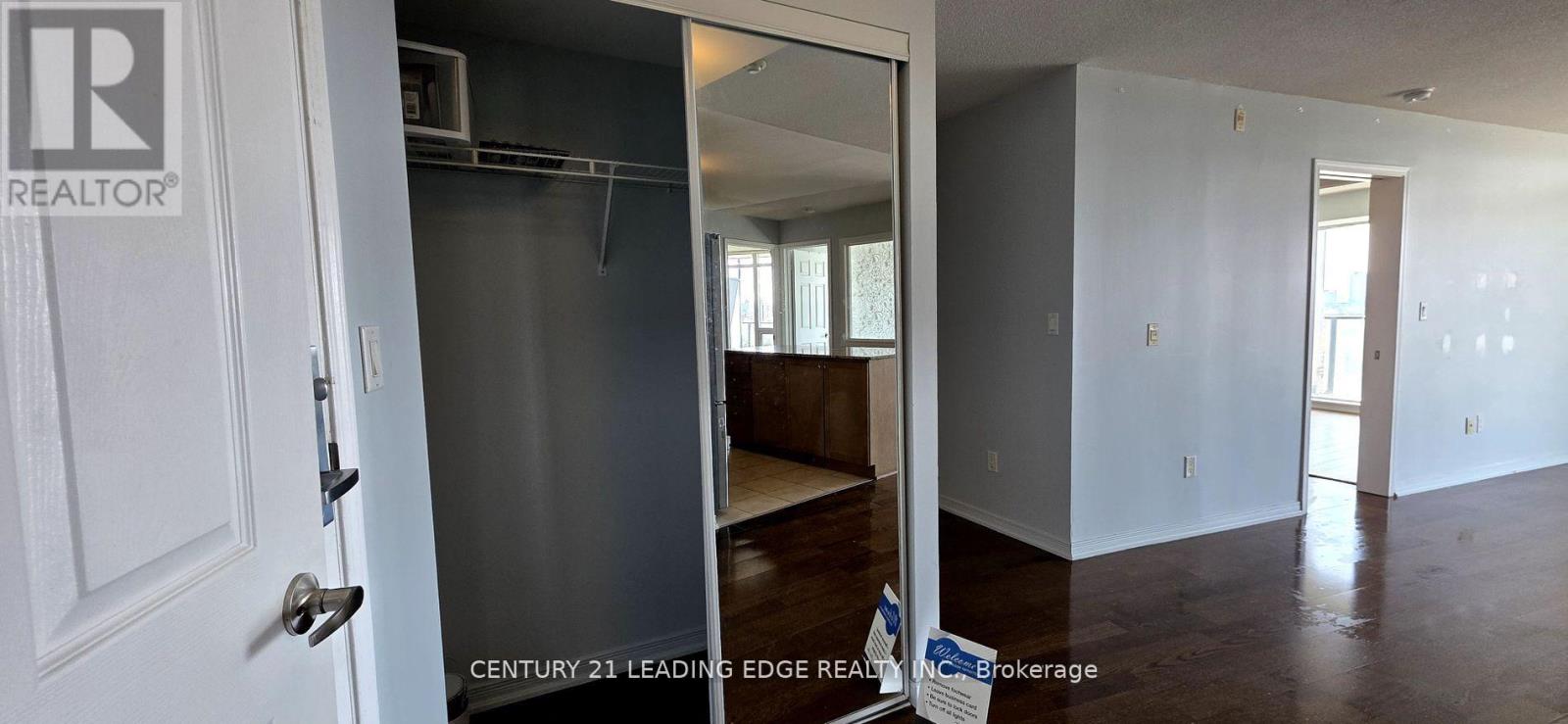 Ph204 - 18 Valley Woods Road, Toronto, Ontario  M3A 0A1 - Photo 4 - C12121476