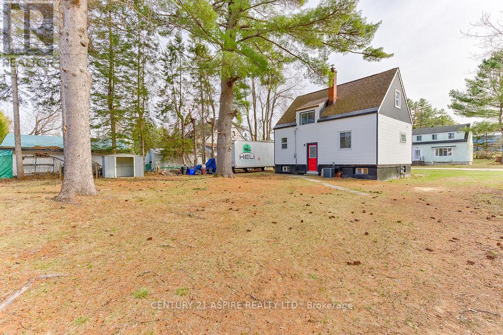 43 Glendale Avenue, Deep River, Ontario  K0J 1P0 - Photo 40 - X12074006