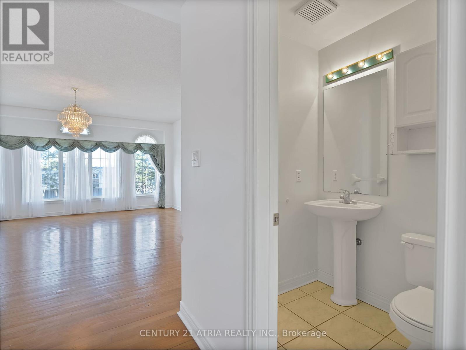 153 Wright Avenue, Toronto, Ontario  M9N 3Z1 - Photo 9 - W12121052