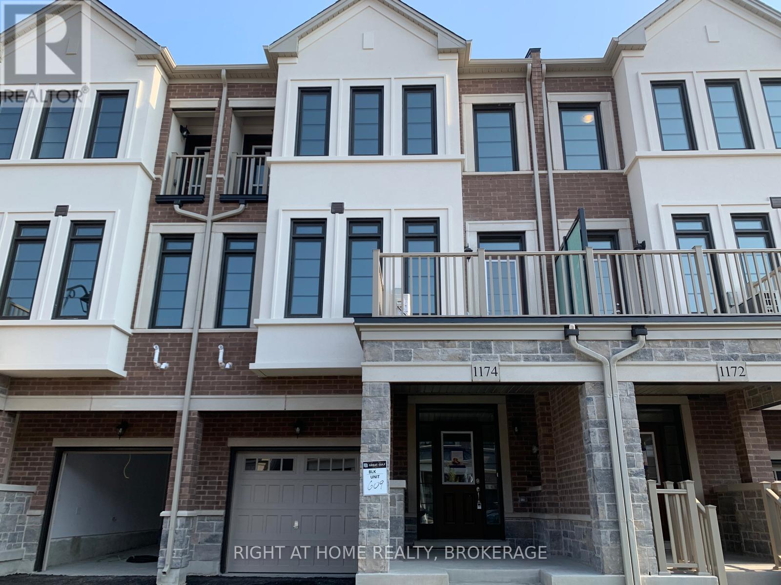 1174 Restivo Lane, Milton, Ontario  L9E 1N8 - Photo 1 - W12121946