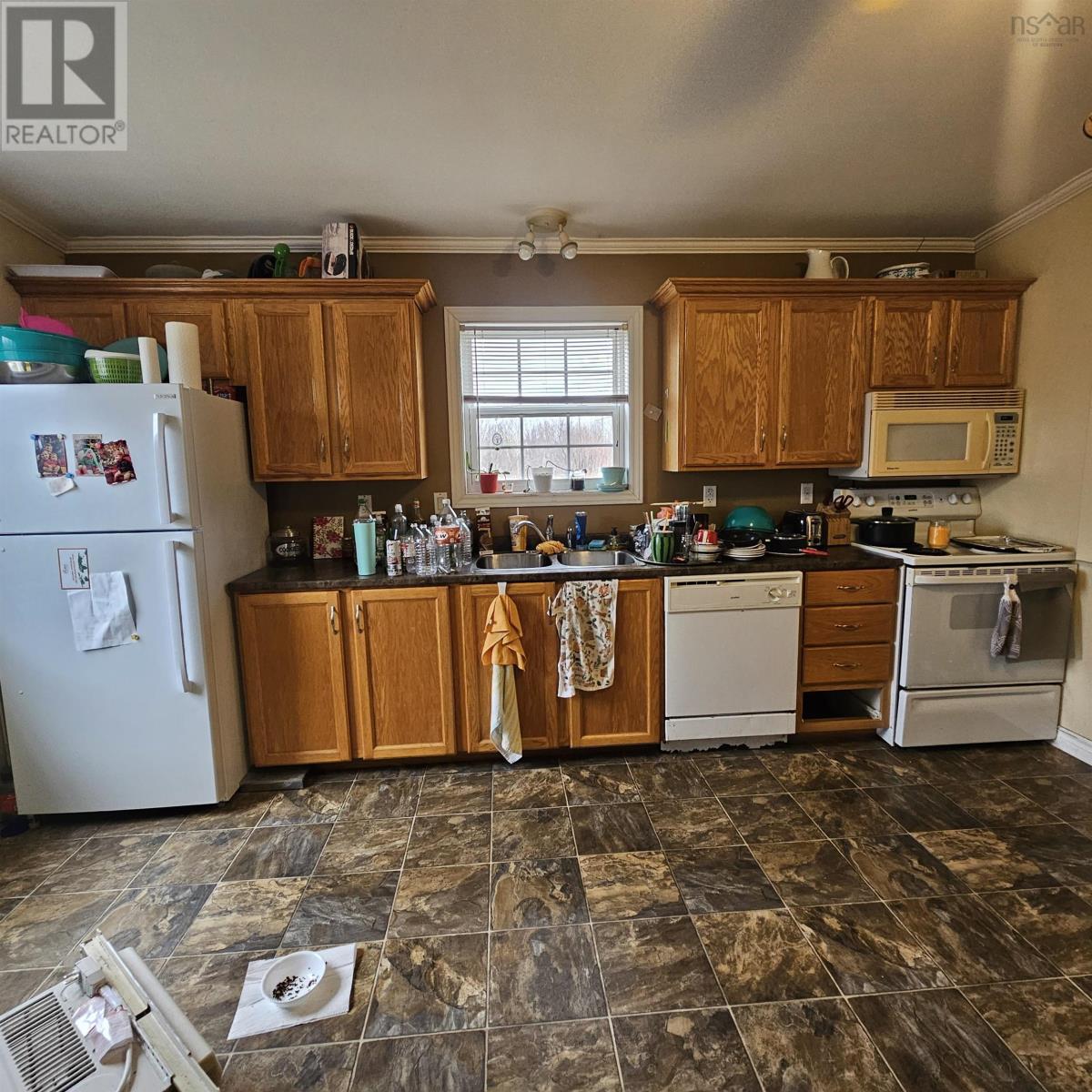 1210 Grand Lake Road, Sydney, Nova Scotia  B1M 1A2 - Photo 12 - 202509728