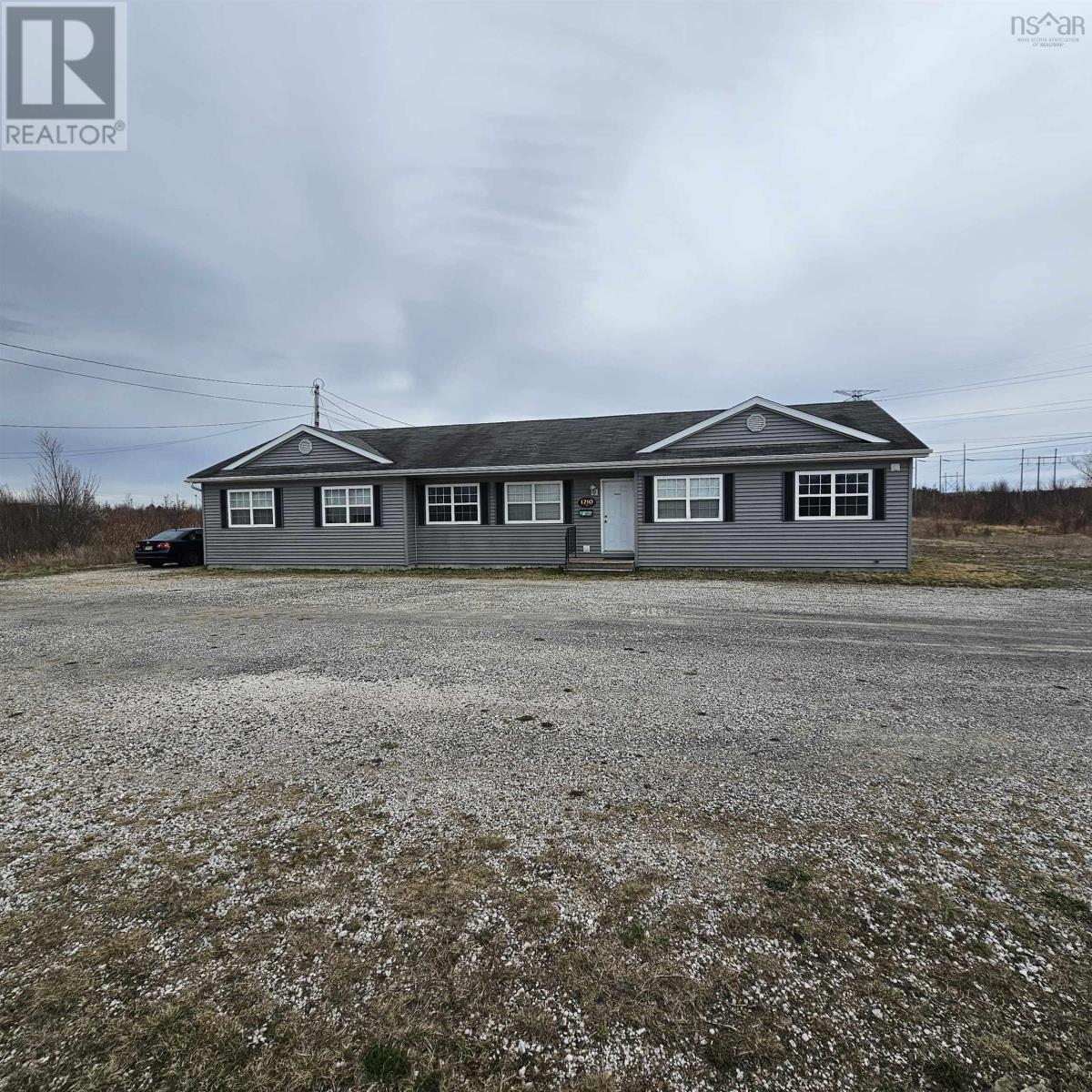 1210 Grand Lake Road, Sydney, Nova Scotia  B1M 1A2 - Photo 1 - 202509728