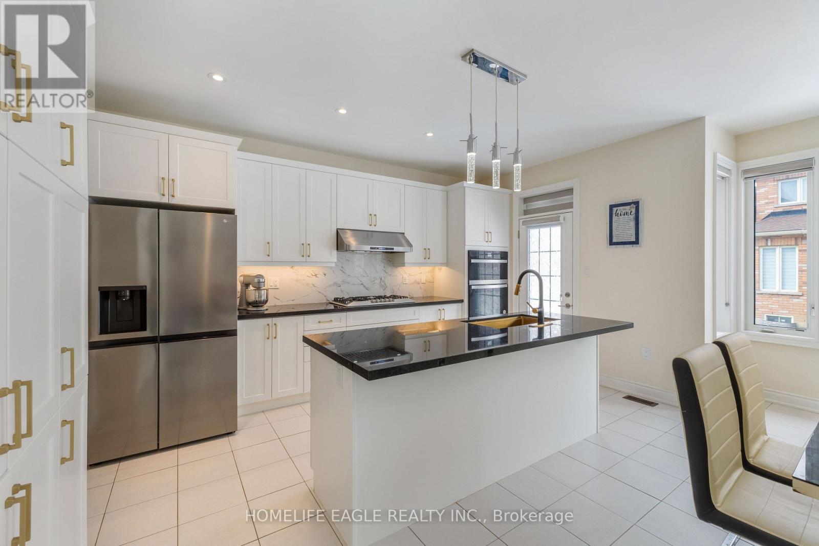157 Kenneth Rogers Crescent, East Gwillimbury, Ontario  L9N 0S1 - Photo 8 - N12018408