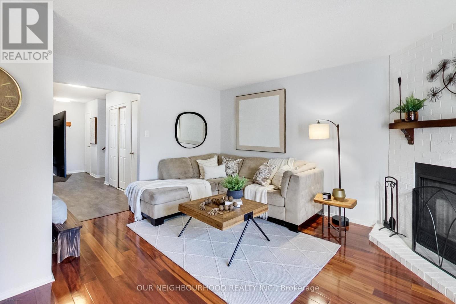 3161 Osbourne Road, Mississauga, Ontario  L5L 4A3 - Photo 7 - W12112940