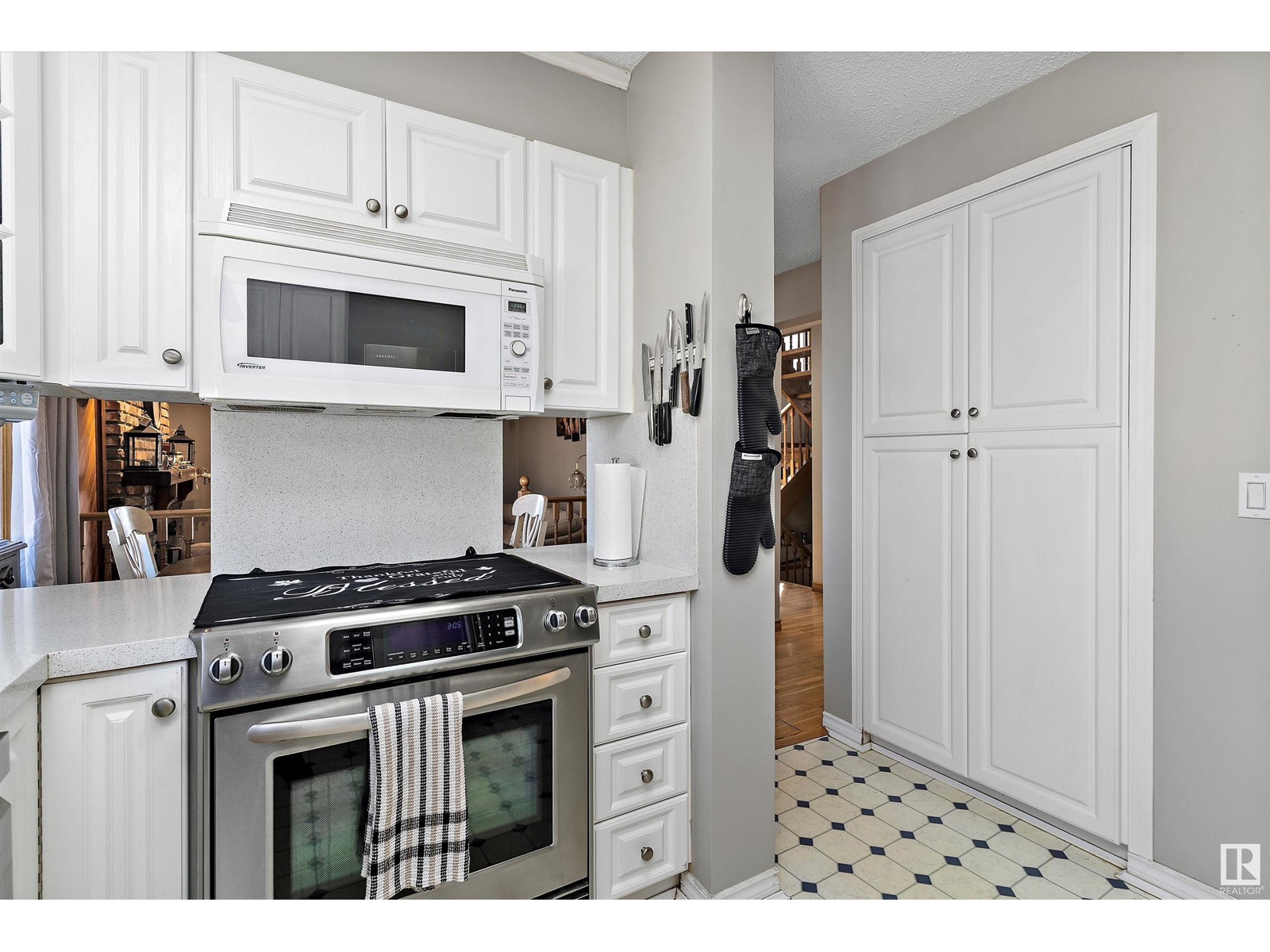 10207 95 Av, Morinville, Alberta  T8R 1E9 - Photo 4 - E4434290