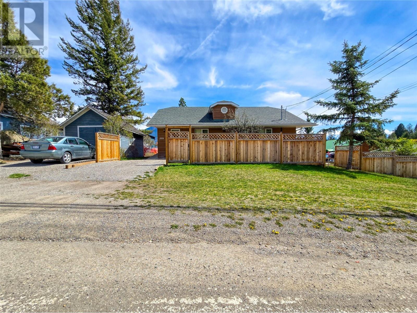 2031 13th Avenue, Invermere, British Columbia  V0A 1K4 - Photo 10 - 10344502