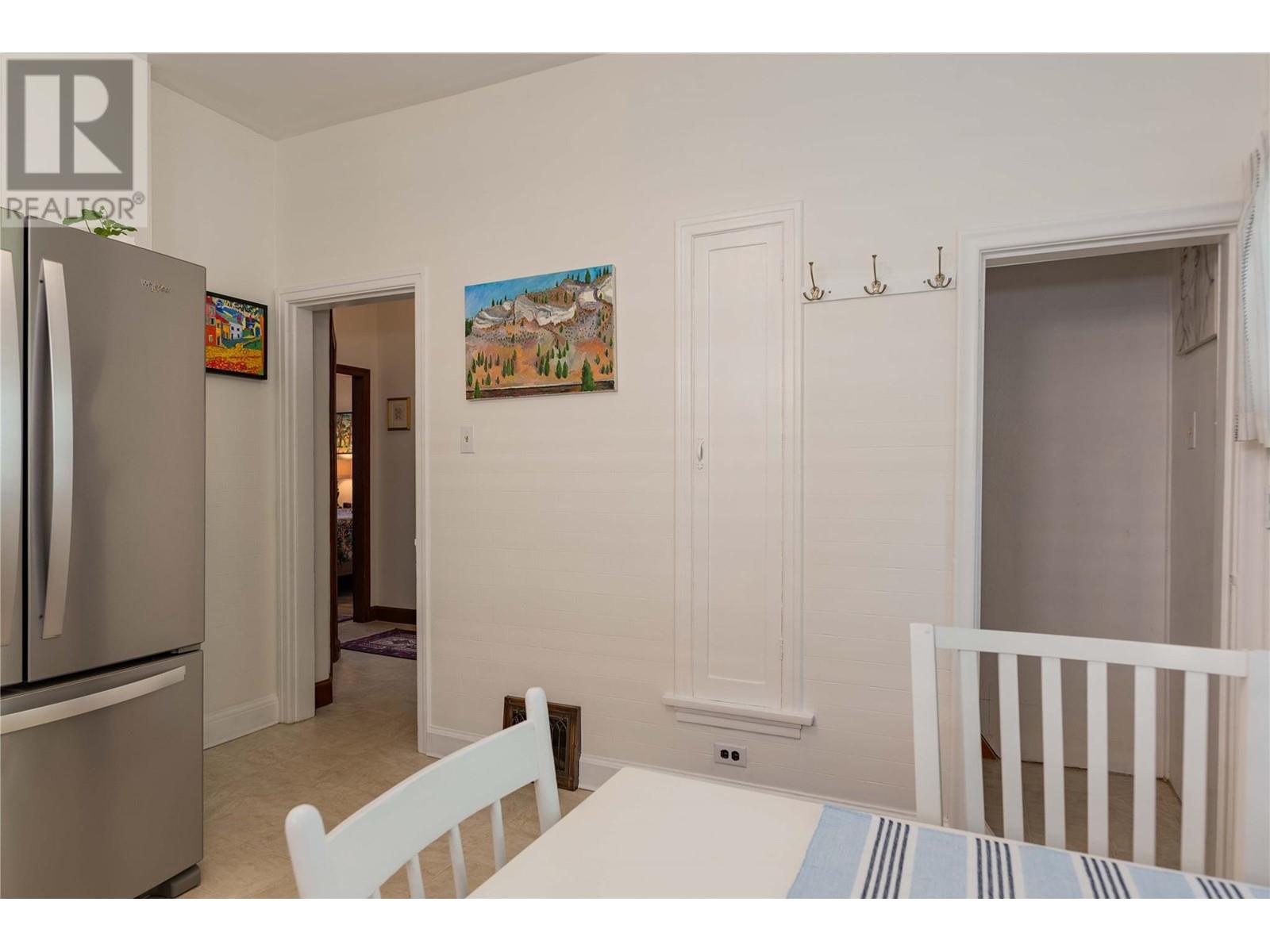 2082 Daniel Street, Trail, British Columbia  V1R 4G9 - Photo 10 - 10346076