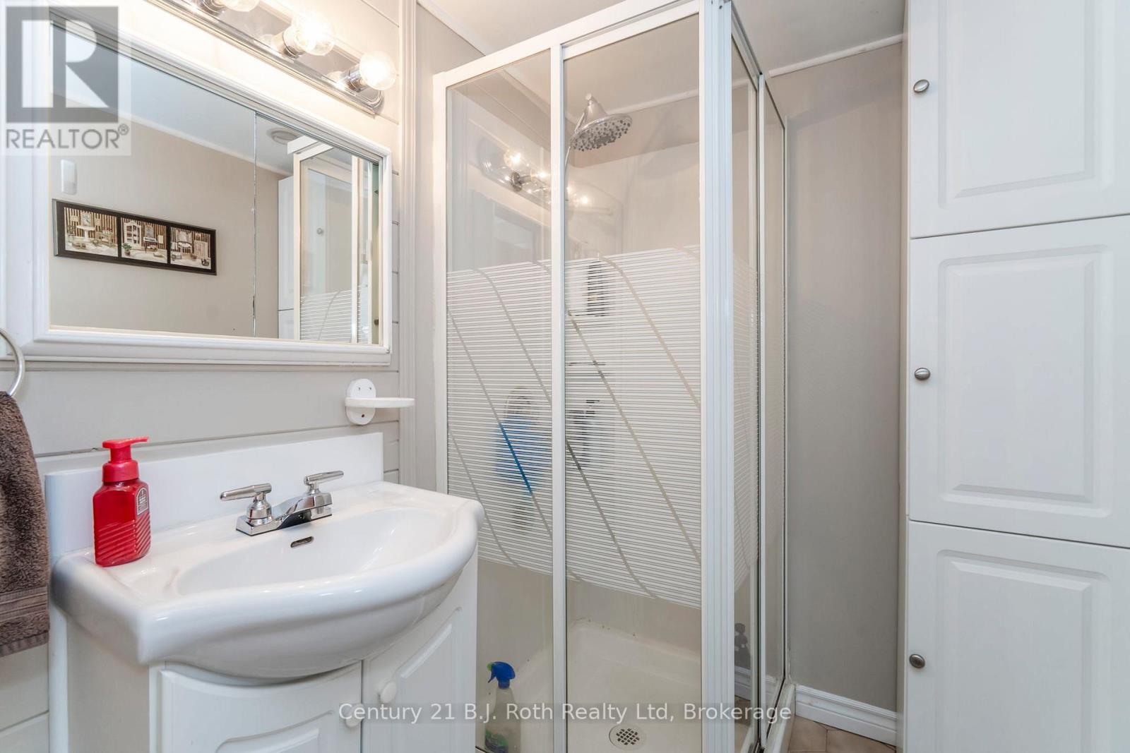 1055 Glen Eagles Crescent, Midland, Ontario  L4R 2R2 - Photo 27 - S12089575