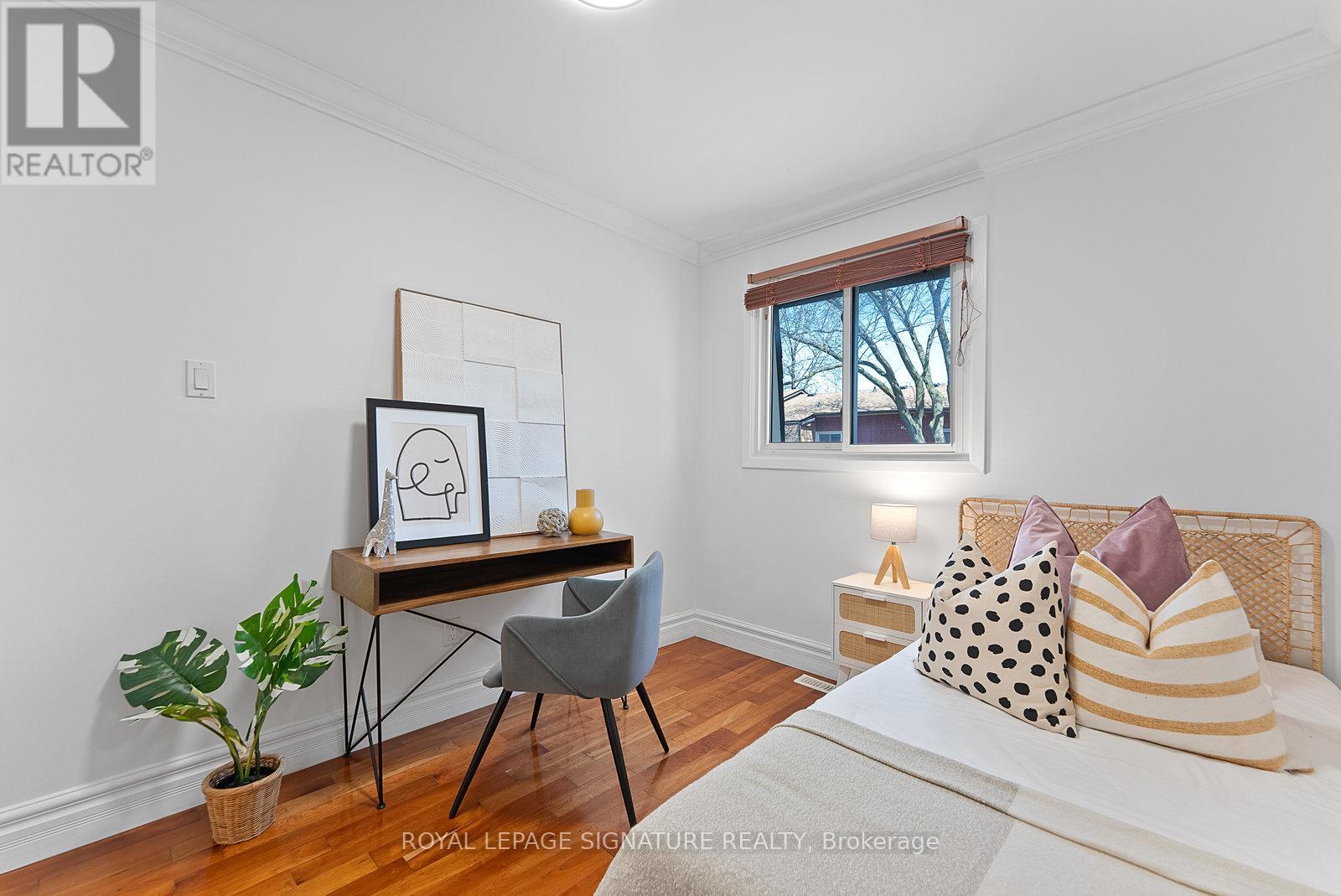 30 Bards Walkway, Toronto, Ontario  M2J 4T9 - Photo 22 - C12112542
