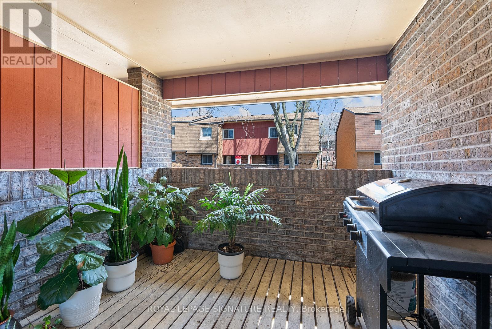 30 Bards Walkway, Toronto, Ontario  M2J 4T9 - Photo 16 - C12112542