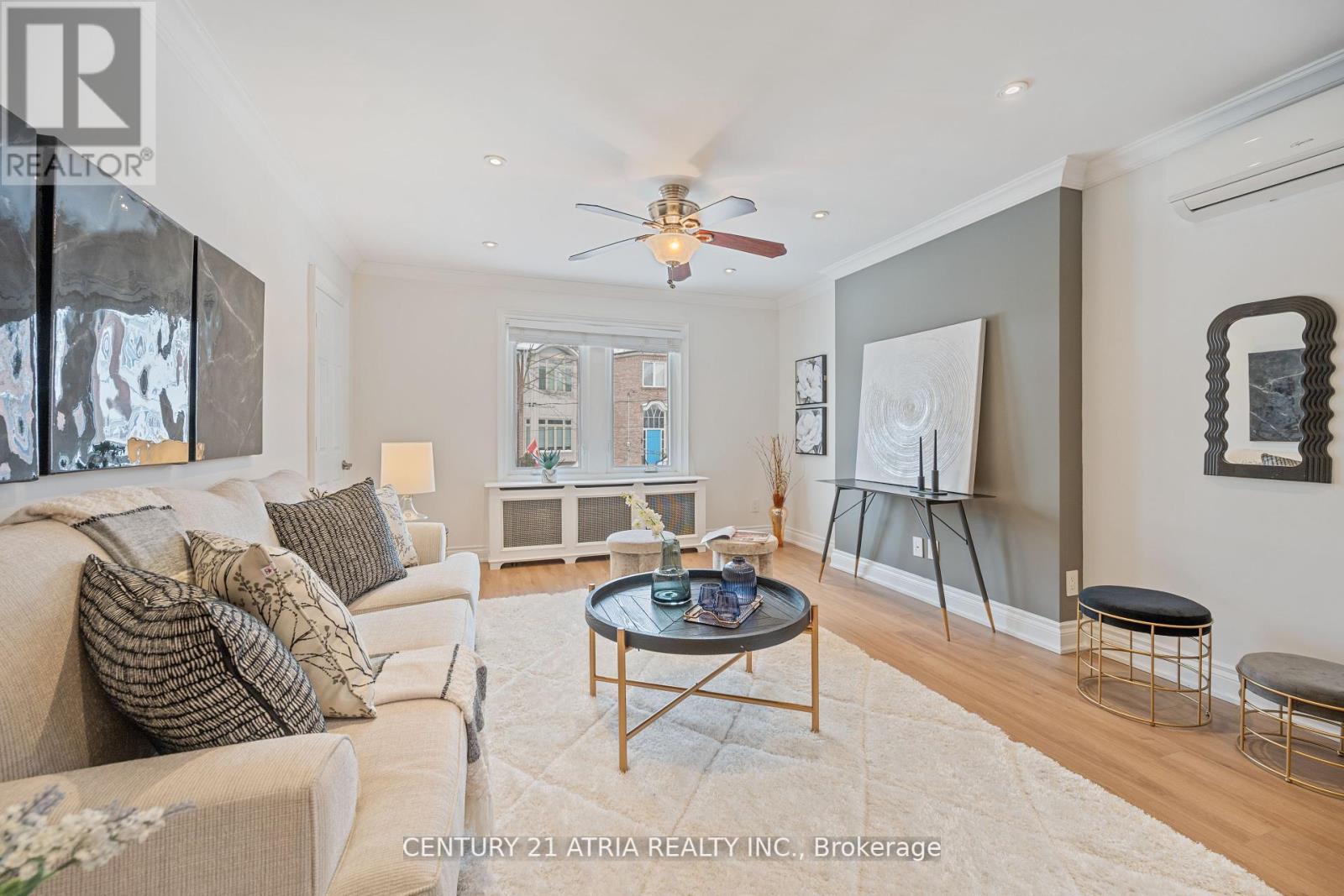 2nd Flr - 63 Burnaby Boulevard, Toronto, Ontario  M5N 1G3 - Photo 3 - C12120428