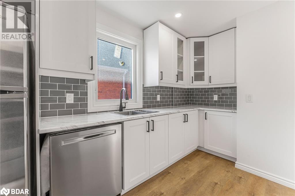 57 Stirton Street, Hamilton, Ontario  L8L 6E7 - Photo 6 - 40724404