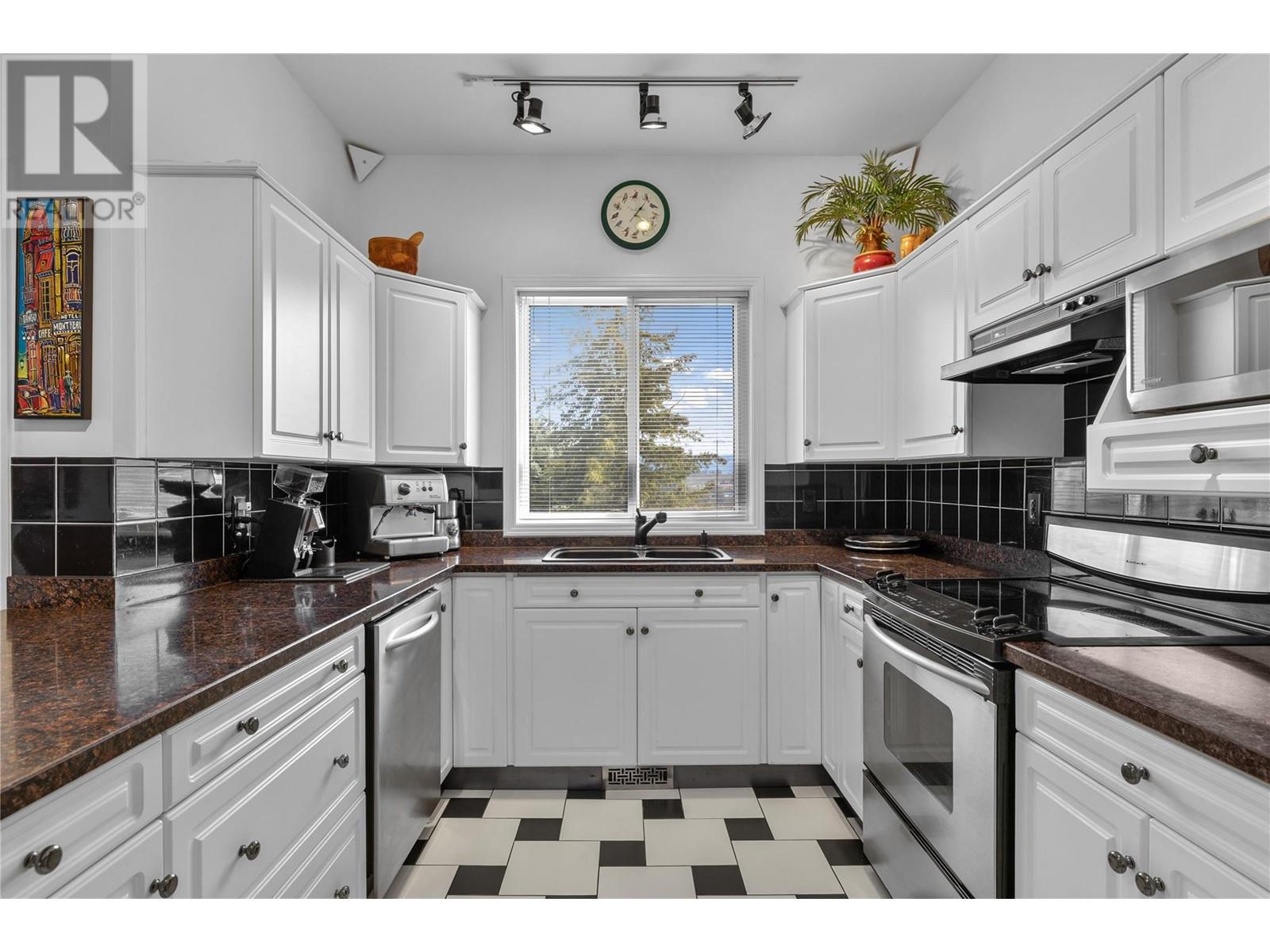 1116 Caledonia Way, West Kelowna, British Columbia  V1Z 3N7 - Photo 9 - 10346042