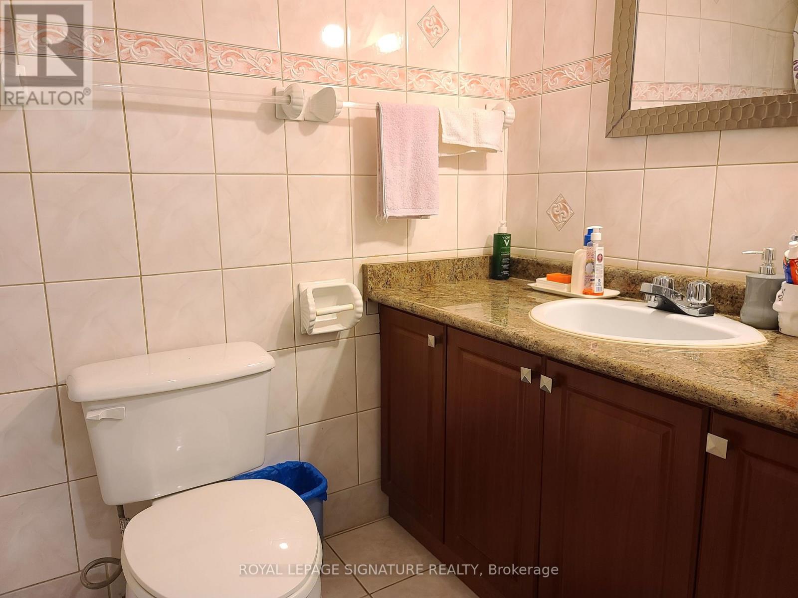 20 Henry Welsh Drive, Toronto, Ontario  M2R 3P4 - Photo 11 - C12121976