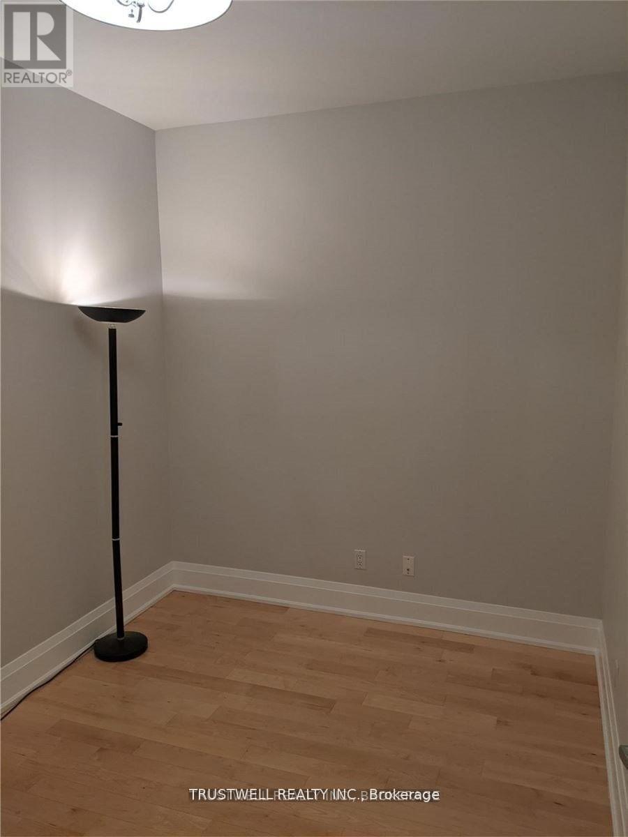 1501 - 7 King Street E, Toronto, Ontario  M5C 3C6 - Photo 17 - C12122009