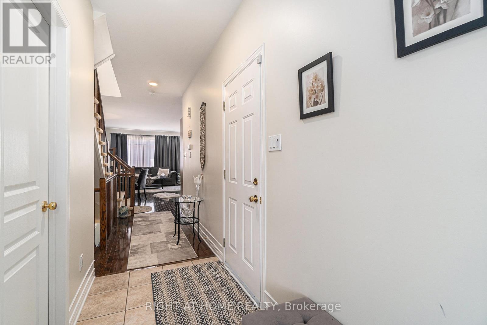 Property at 174 PARKIN CIRCLE image 3