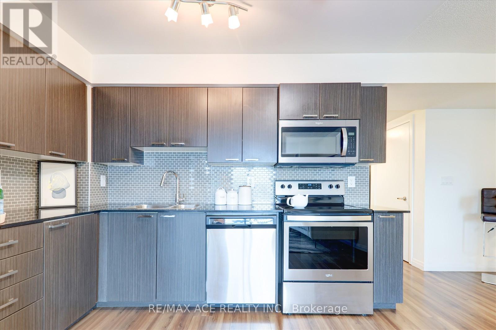 502 - 2150 Lawrence Avenue E, Toronto, Ontario  M1R 3A7 - Photo 10 - E12122011