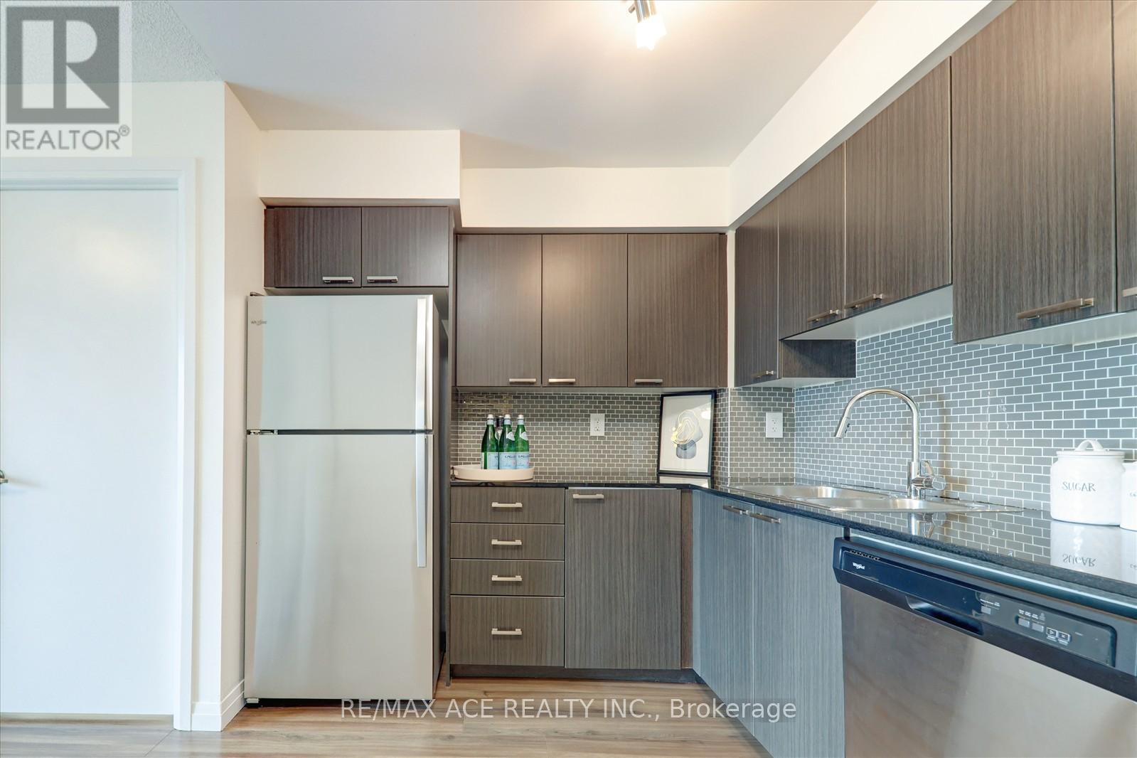 502 - 2150 Lawrence Avenue E, Toronto, Ontario  M1R 3A7 - Photo 9 - E12122011