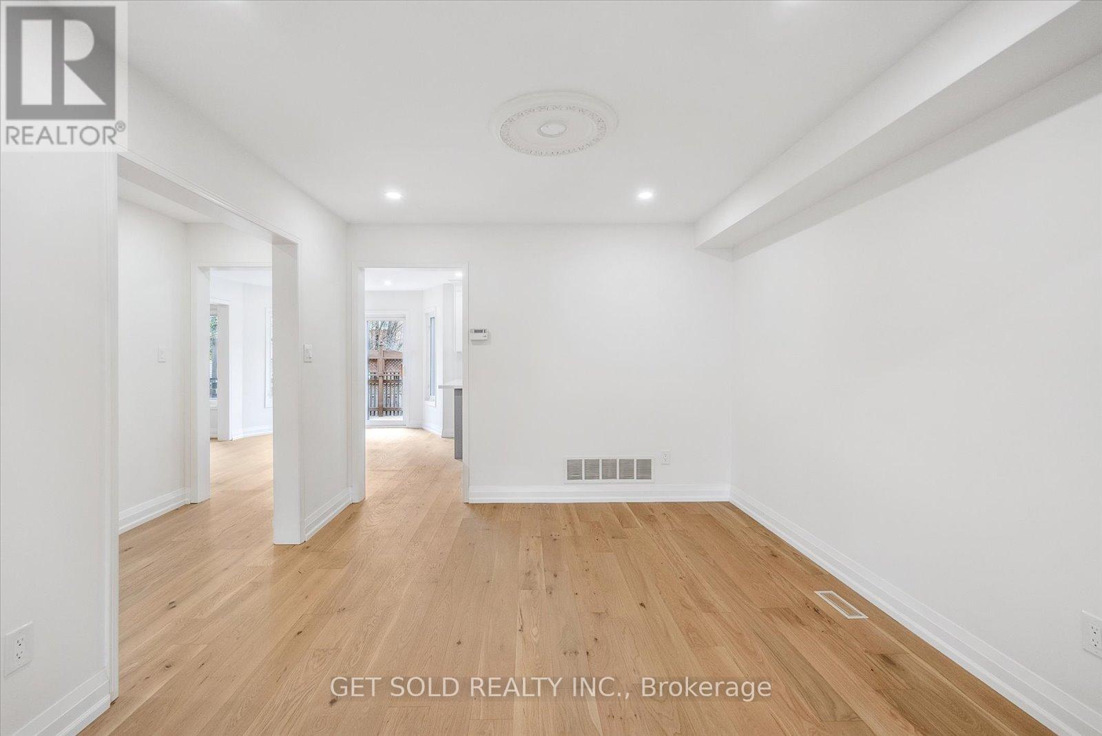 27 Edenbridge Drive, Vaughan, Ontario  L4J 7V1 - Photo 6 - N12122019