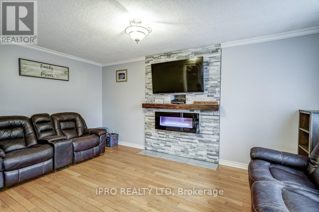 9 Timothy Lane, Barrie, Ontario  L4N 9Z7 - Photo 24 - S12122026