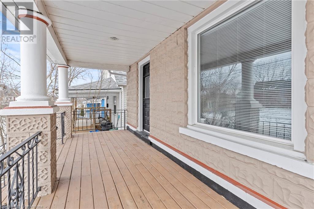 Property at 2 BERRYMAN Avenue image 3
