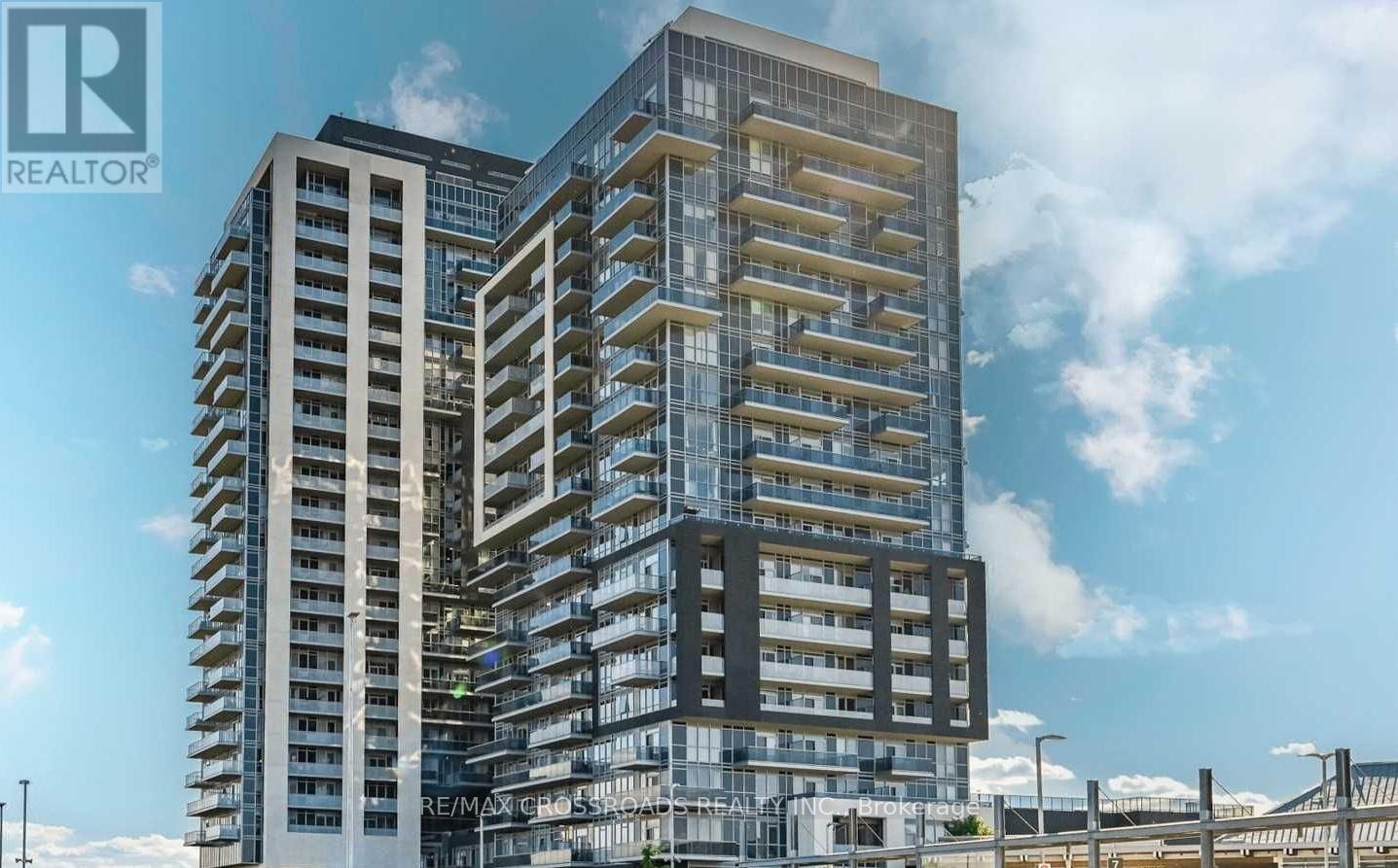 502 - 2093 FAIRVIEW STREET, Burlington, Ontario