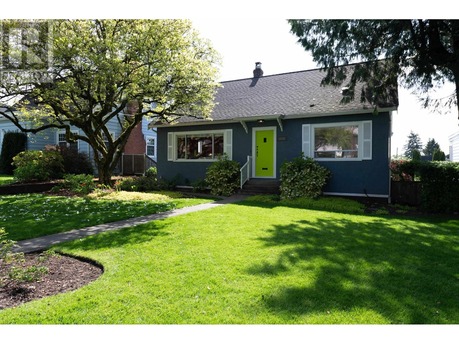 1838 EDINBURGH STREET, new westminster, British Columbia
