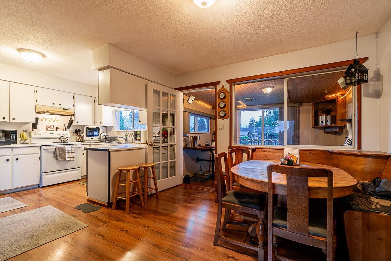 Property at 26924 28A AVENUE image 4