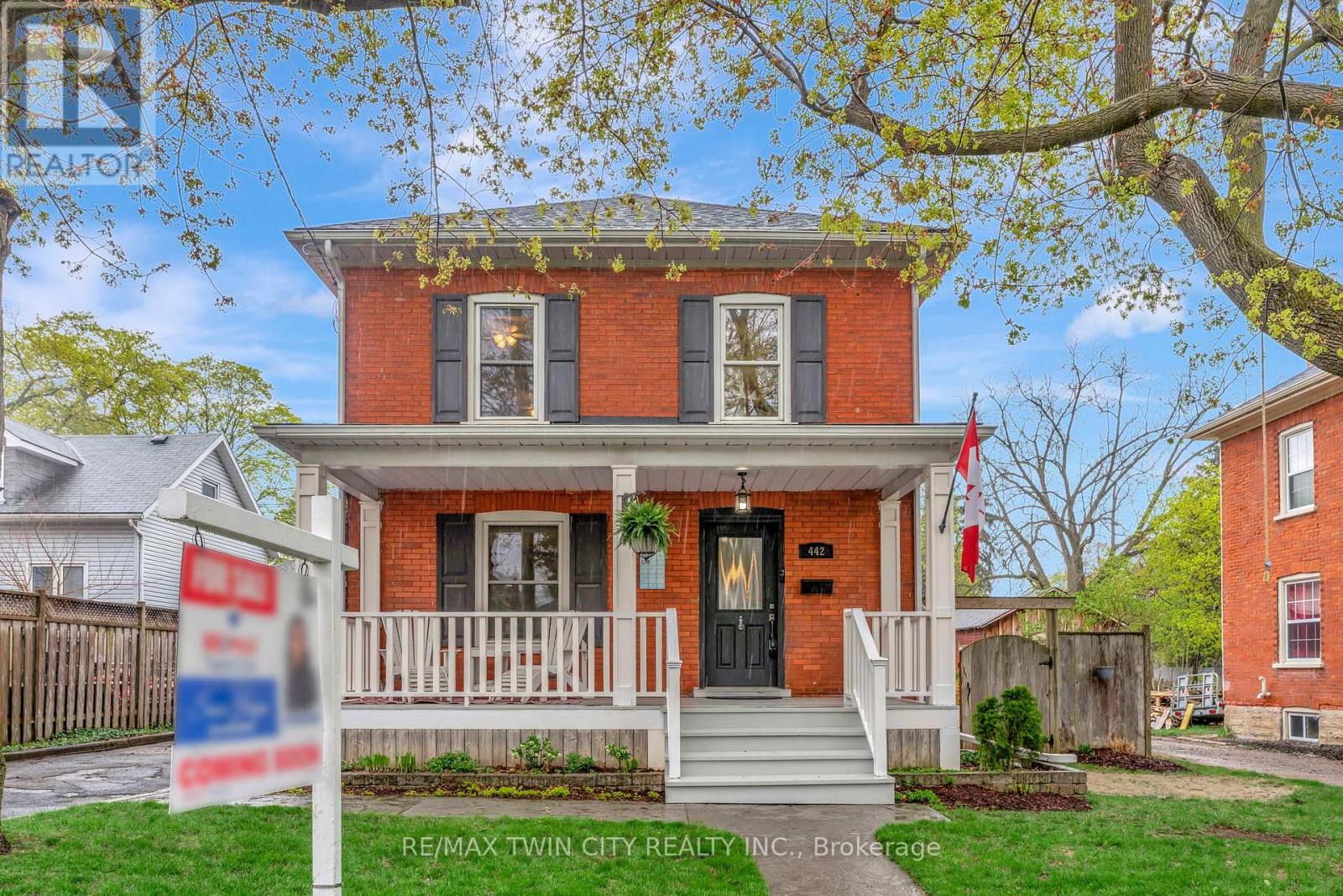 Property at 442 LOWTHER STREET S image 2
