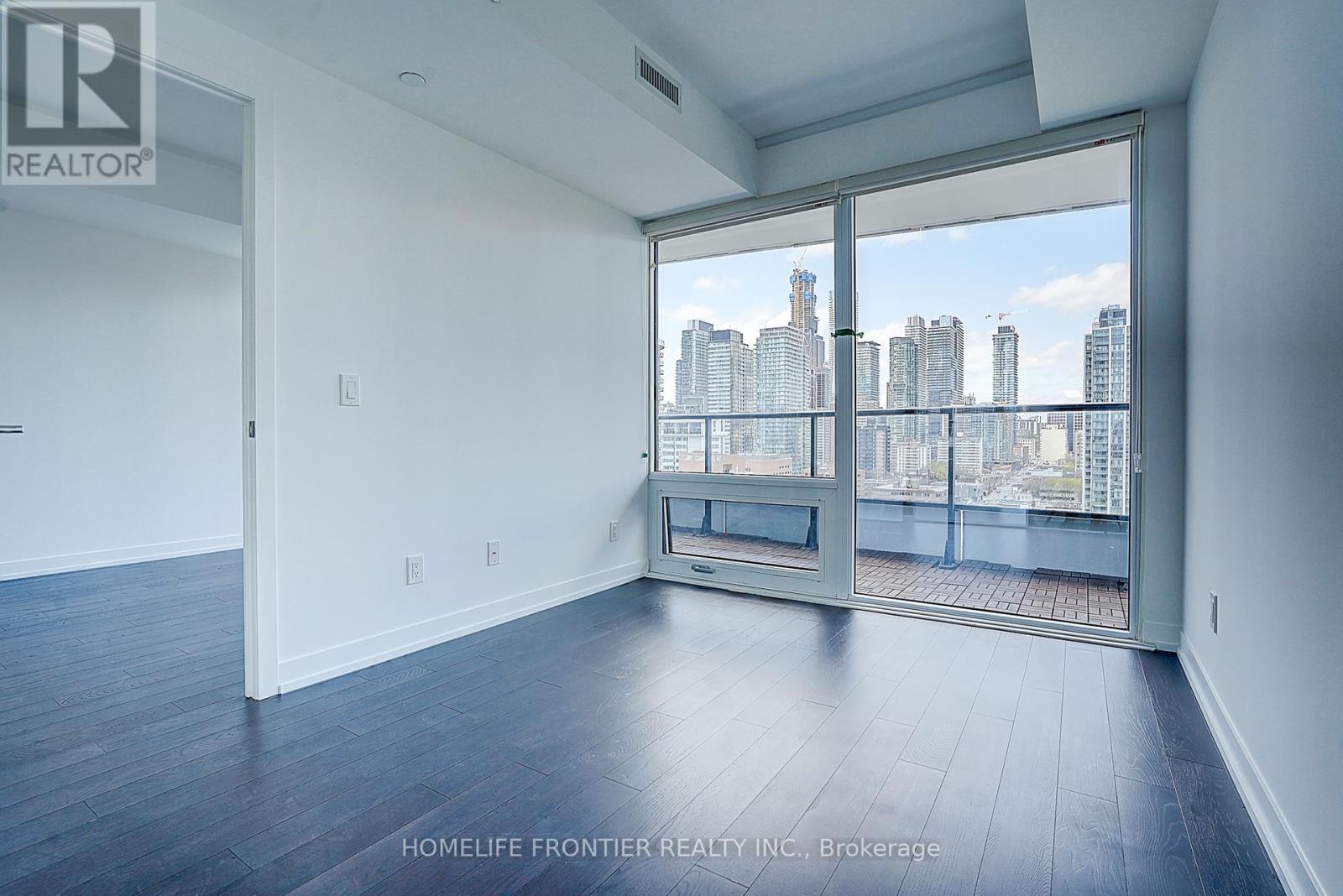 2109 - 85 Wood Street, Toronto, Ontario  M4Y 0E8 - Photo 12 - C12120122