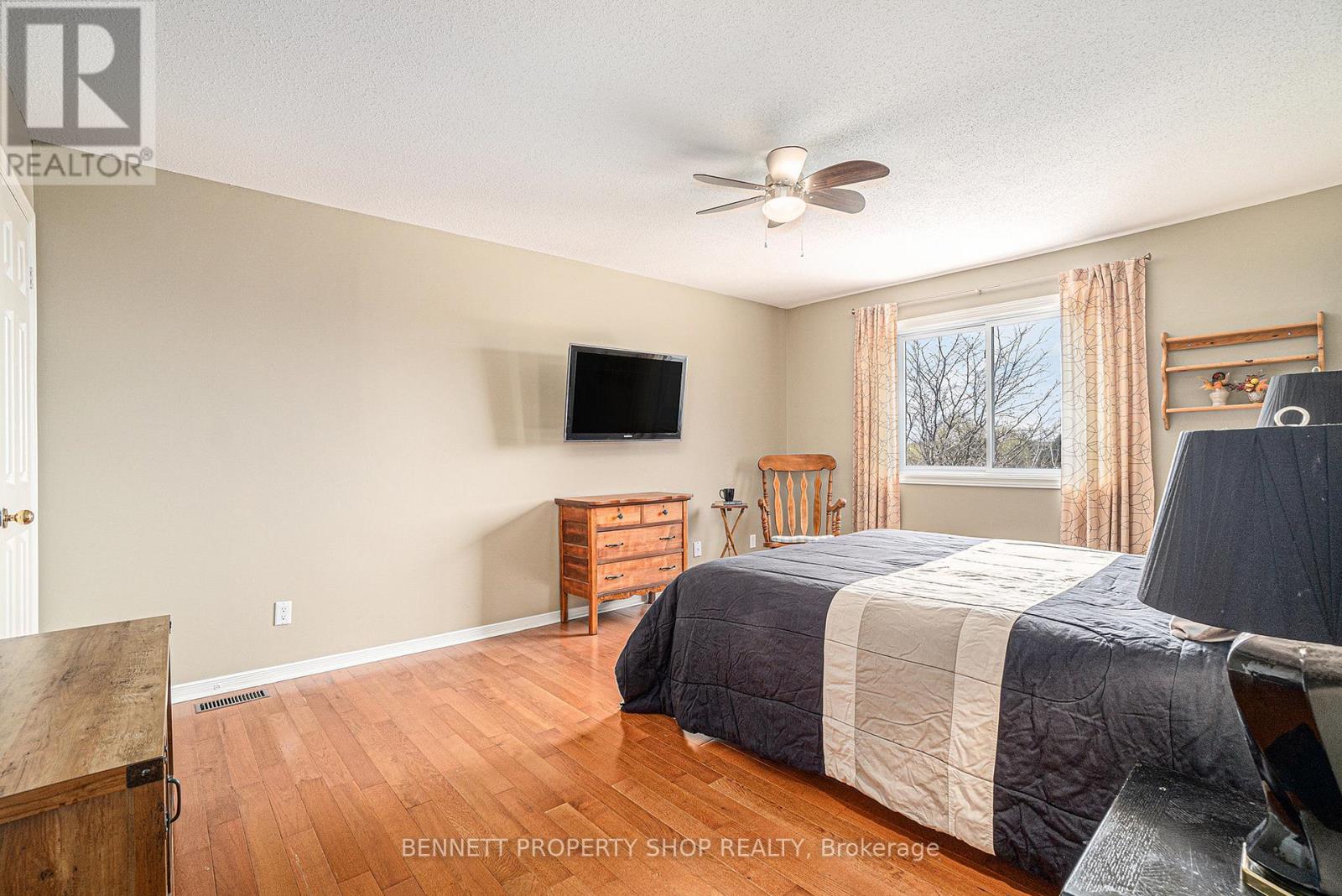 22 Gesner Court, Ottawa, Ontario  K2L 3K1 - Photo 17 - X12119898