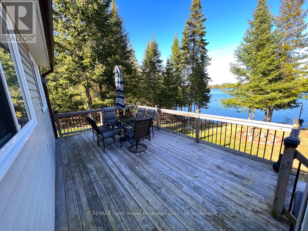 471 North Meadowcove Road, Whitestone, Ontario  P0A 1G0 - Photo 11 - X12122055
