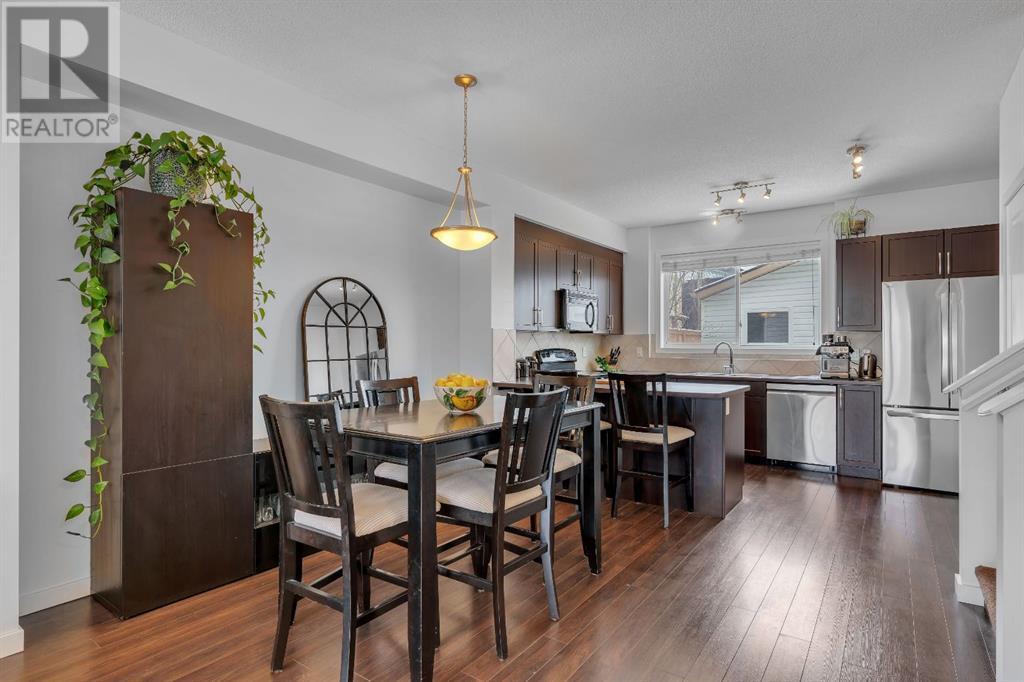 Property at 1089 New Brighton Park SE image 5