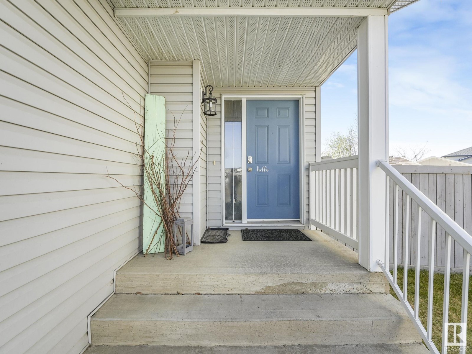 3250 23 St Nw, Edmonton, Alberta  T6T 2A8 - Photo 2 - E4434297
