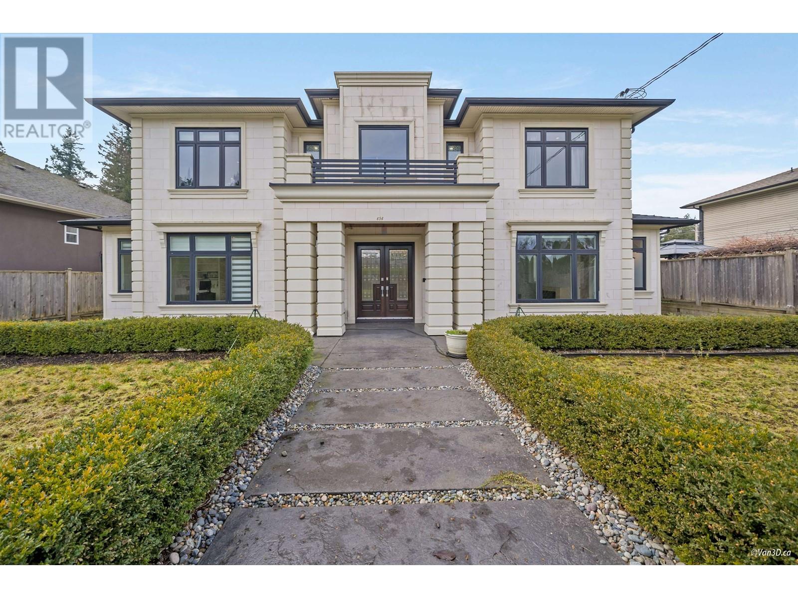 Property at 656 BLUE MOUNTAIN STREET image 1