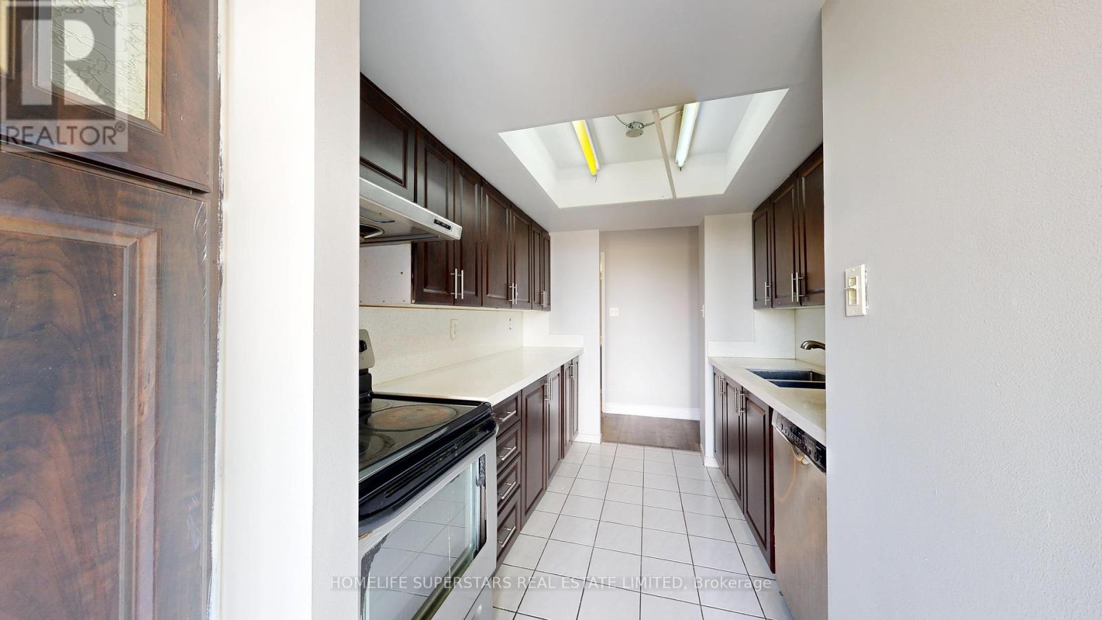 209 - 1 Rowntree Road, Toronto (Mount Olive-Silverstone-Jamestown), Ontario  M9V 5G7 - Photo 13 - W12114519
