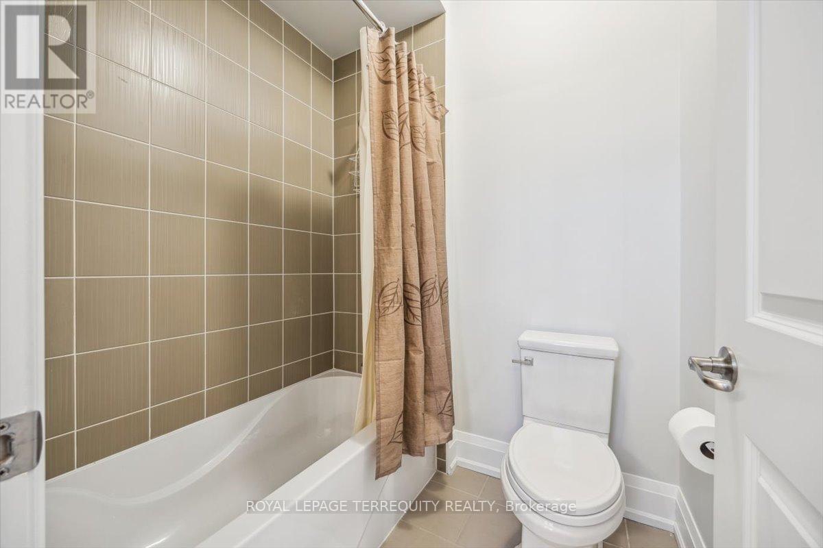 18 Dalmeny Drive, Brampton (Credit Valley), Ontario  L6X 0X3 - Photo 39 - W12122043