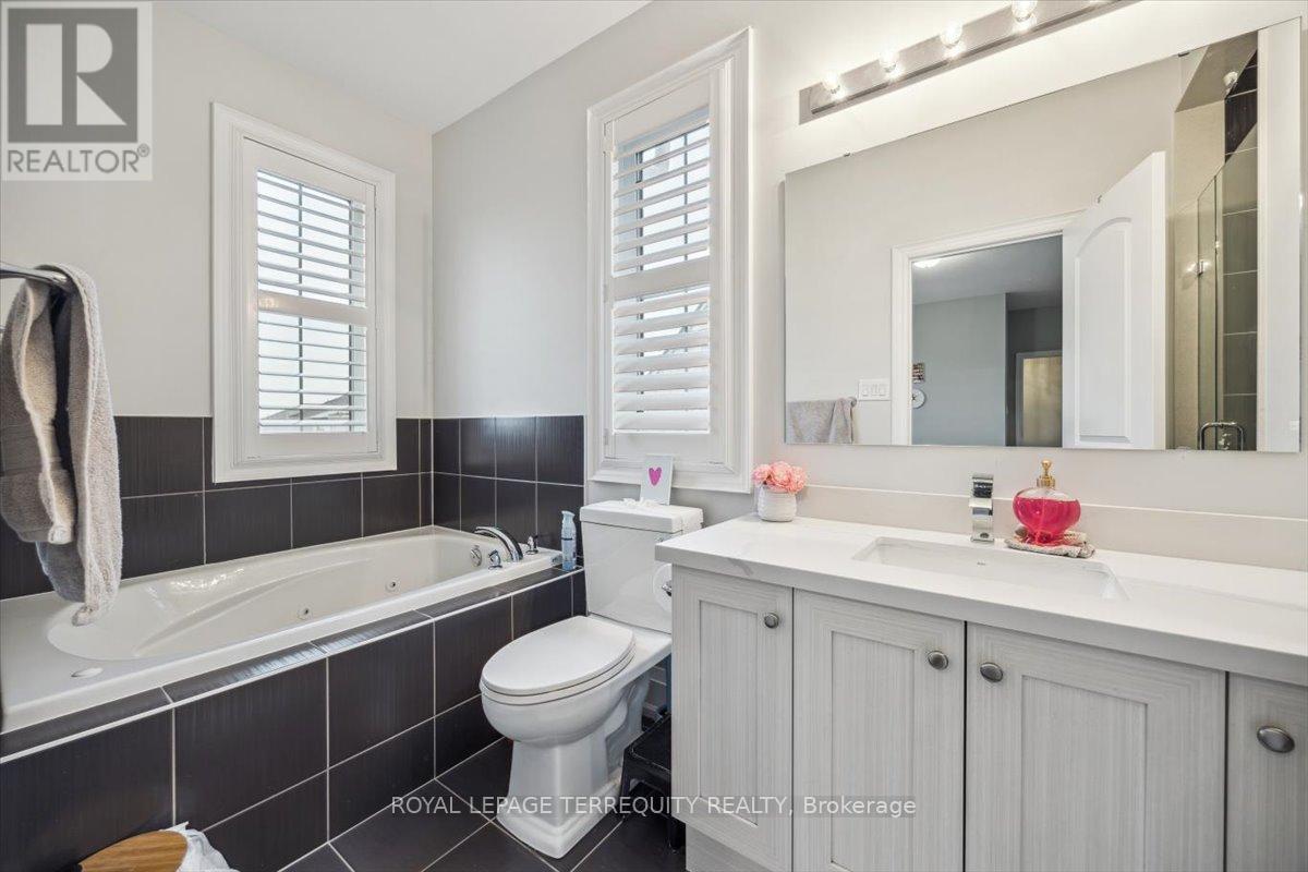 18 Dalmeny Drive, Brampton (Credit Valley), Ontario  L6X 0X3 - Photo 45 - W12122043