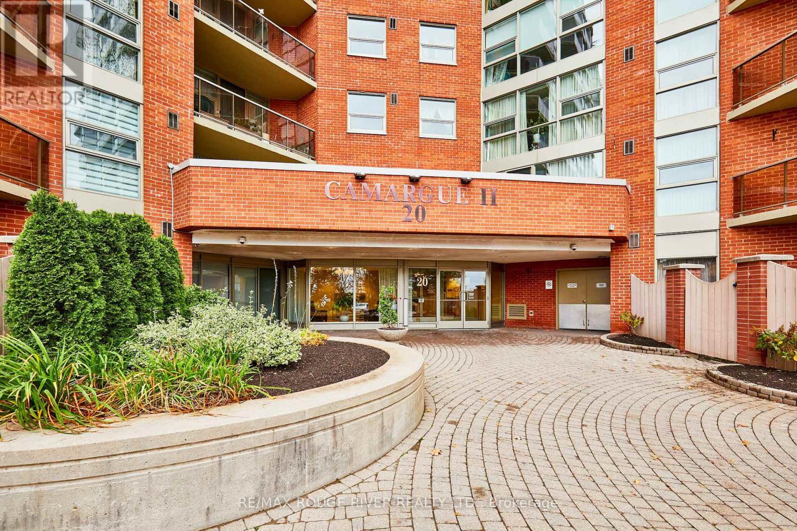 Property at 716 - 20 DEAN PARK ROAD image 4