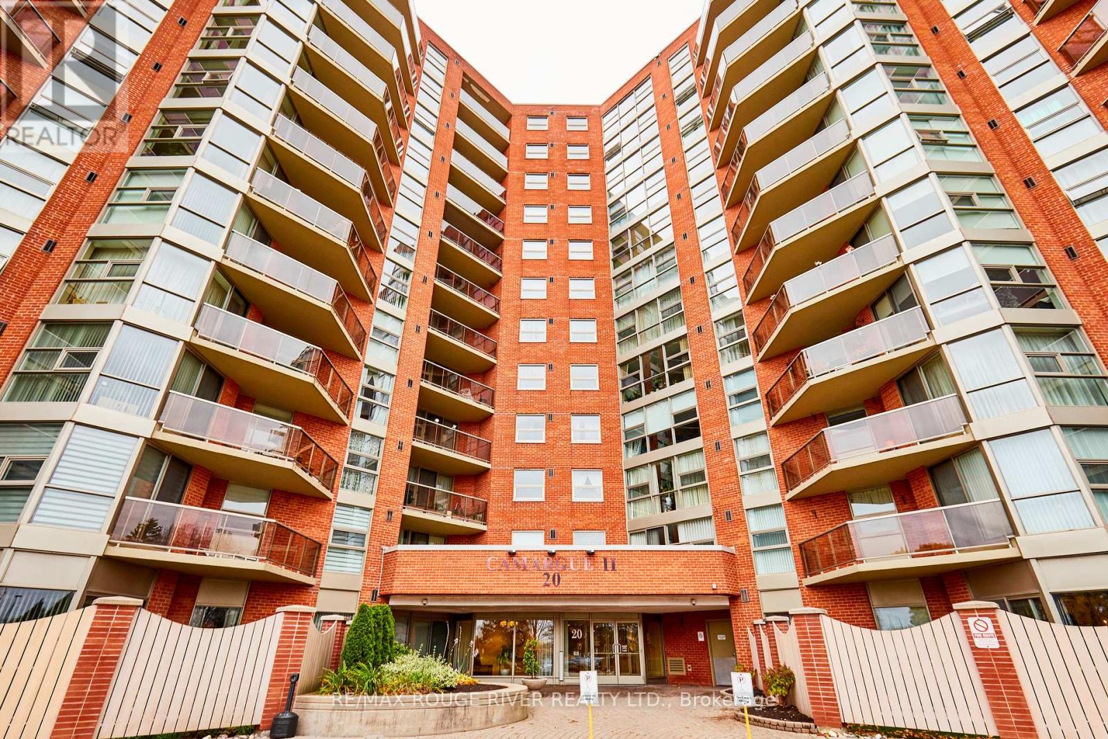 Property at 716 - 20 DEAN PARK ROAD image 3